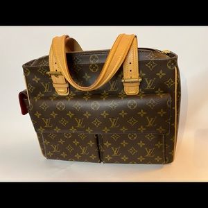 Louis Vuitton Multi Cite Bag Like New!!